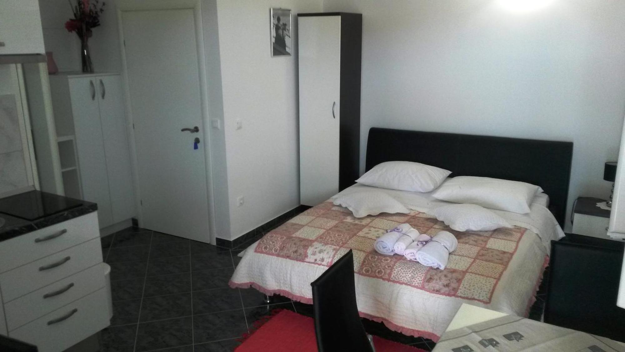 Rajcic Apartments Rogoznica  Room photo